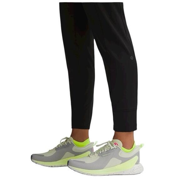 LULULEMON Its Rulu Run Fleece High-Rise Jogger *Full Length Black EUC Size 8 - Picture 5 of 11